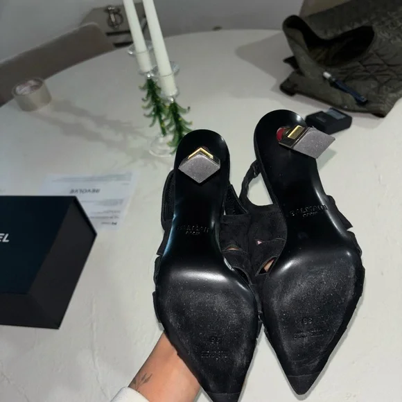 Balmain Black and Gold Cutout Slingback Heels - Picture 5 of 8